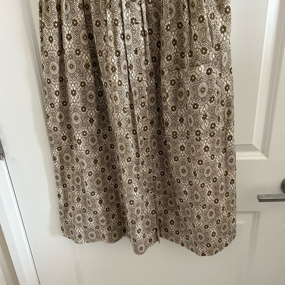 Kate Quinn Beige Floral Kids Dress - Picture 3 of 7